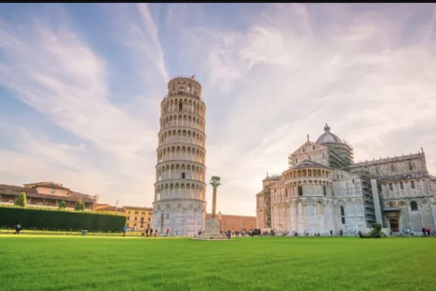 La famosa Torre de Pisa – ⭐Cenicientas.es