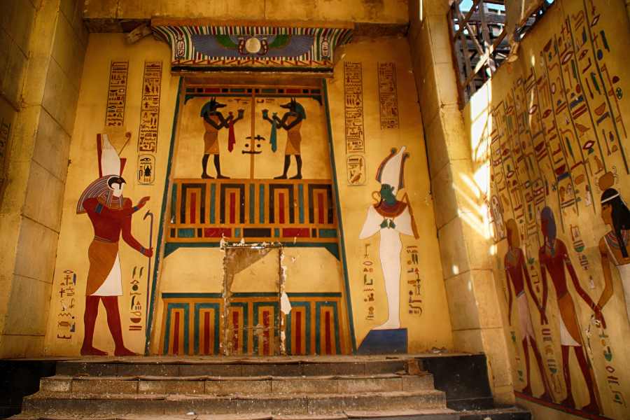 Explorando el arte egipcio: pirámides, estatuas y jeroglíficos-⭐Cenicientas.es
